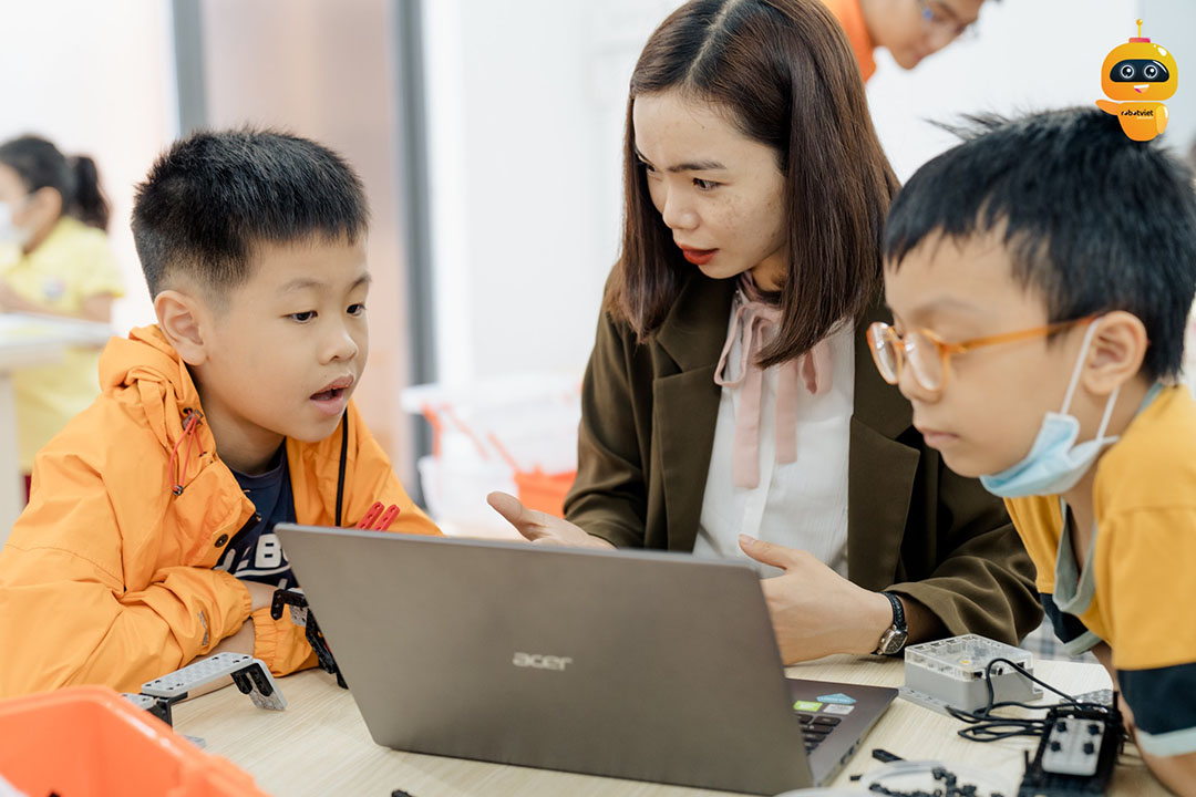 full khoa hoc lap trinh robotics nang cao 2