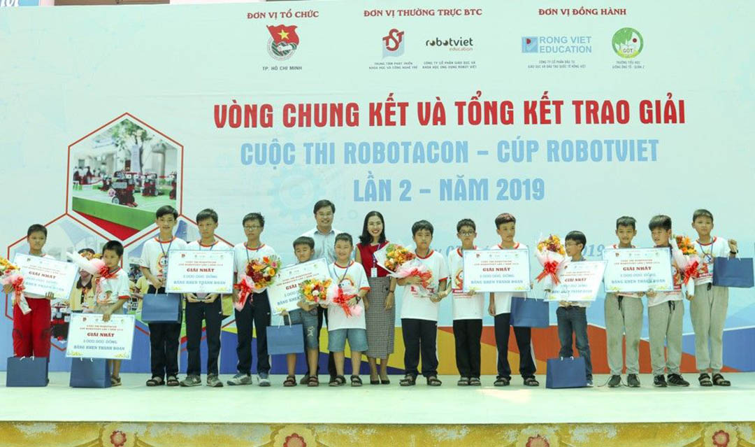 full chung ket cuoc thi robotacon cup robotviet lan2 nam 2019 3