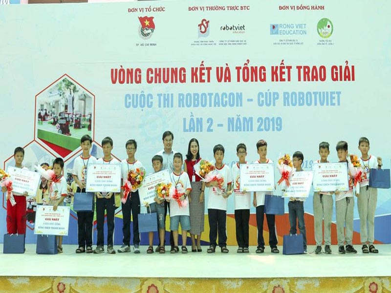 Chung kết cuộc thi Robotacon – Cúp ROBOTVIET lần 2 năm 2019