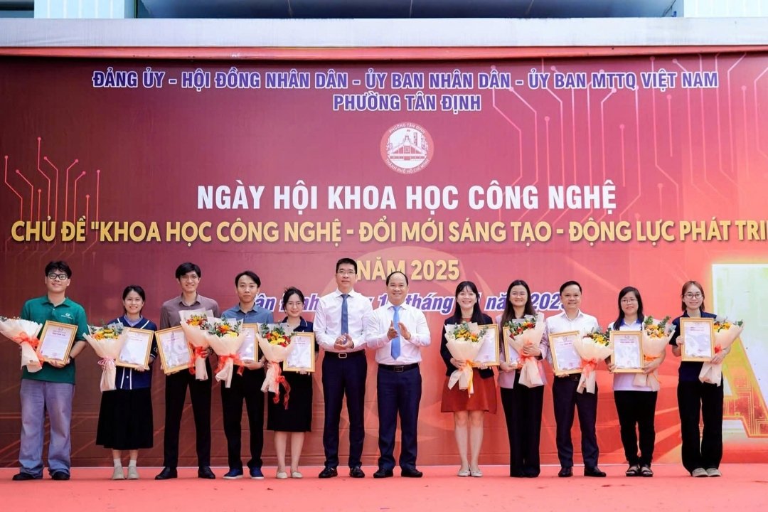 full ngay hoi khoa hoc cong nghe nam 2025 2