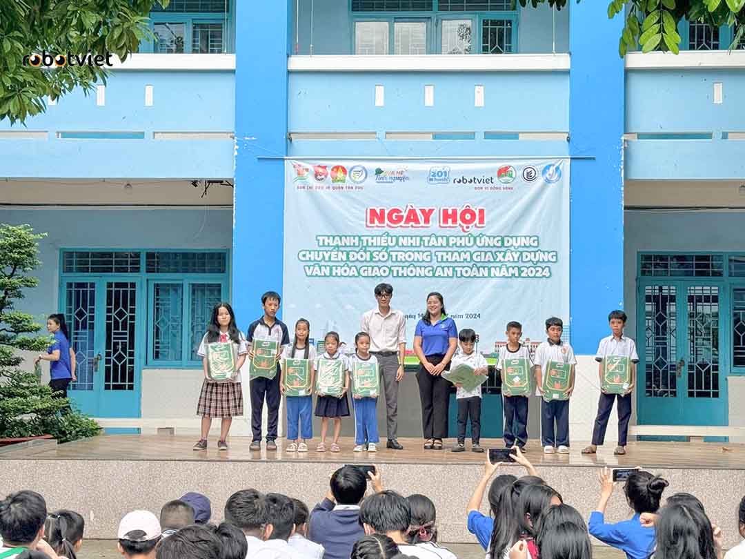 full ngay hoi ung dung chuyen doi so 1