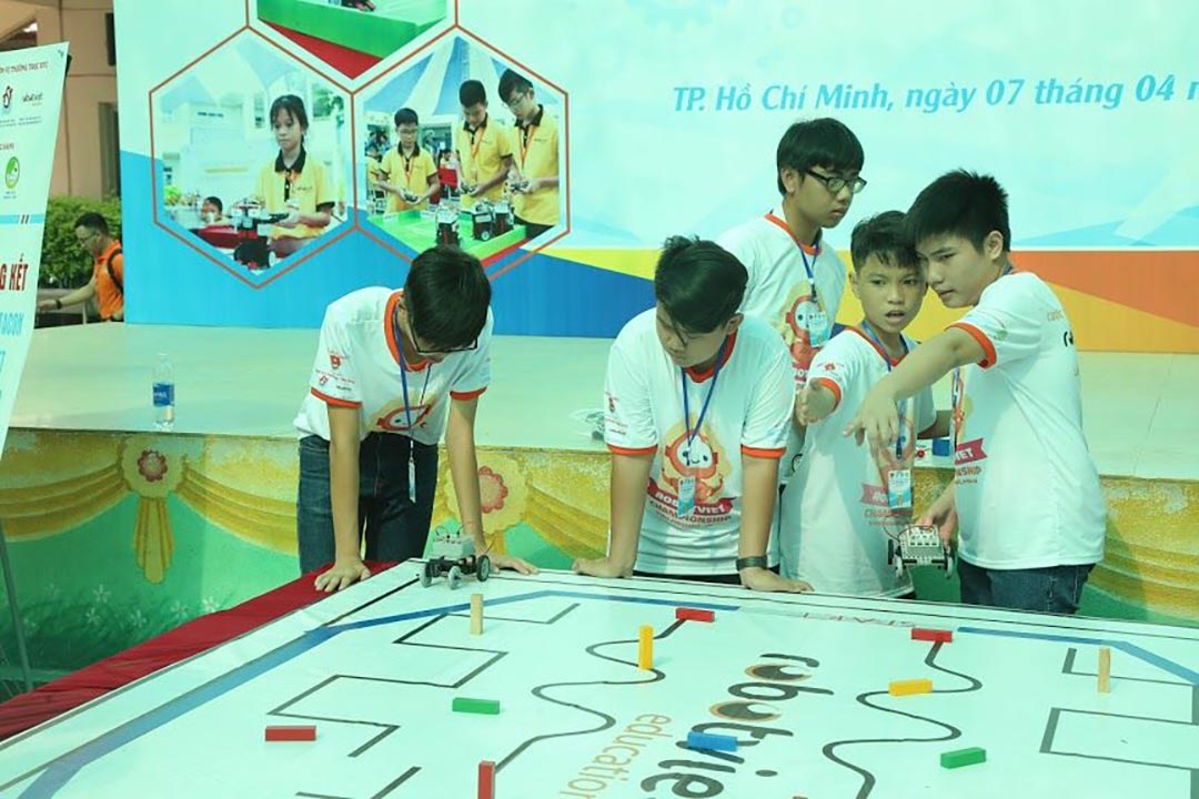 full tre em se hoc duoc gi tu cac chuong trinh robotics steam 2